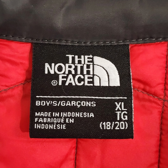 The North Face Men's Dark Gray Quilted Puffer Jacket - Picture 4 of 4